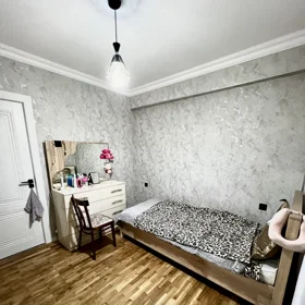 In Baku 1000.0 m² apartment is for rent - Image 3