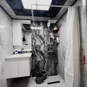 In Baku 1000.0 m² apartment is for rent - Image 8