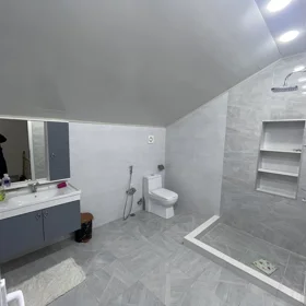 In Suraxanı rayonu 240.0 m² house with 6.0 rooms is for sale - Image 3