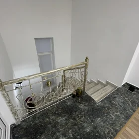 In Suraxanı rayonu 240.0 m² house with 6.0 rooms is for sale - Image 5