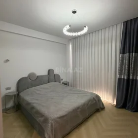 In Baku 268.0 m² apartment is for rent - Image 9