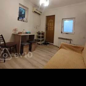 In Baku 40.0 m² house with 2.0 rooms is for rent - Image 2