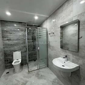 In Baku 87.0 m² apartment is for rent - Image 9