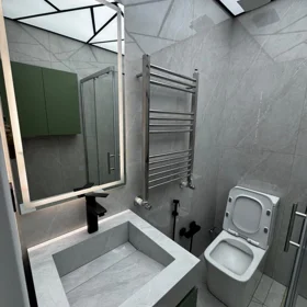 In Baku 80.0 m² apartment is for rent - Image 9
