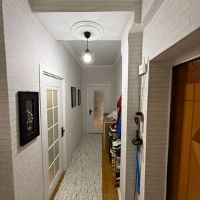 In Khirdalan 70.0 m² apartment is for sale - Image 5