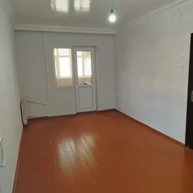 In Baku 35.0 m² apartment is for sale - Image 3