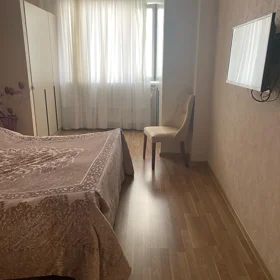 In Baku 72.0 m² apartment is for sale - Image 3