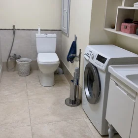 In Baku 72.0 m² apartment is for sale - Image 8