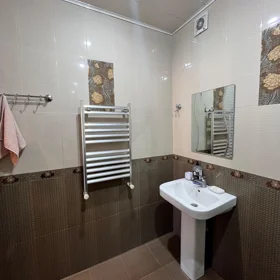 In Baku 60.0 m² apartment is for rent - Image 2