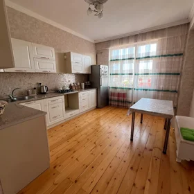 In Baku 95.0 m² apartment is for rent - Image 5