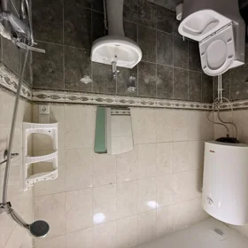 In Baku 40.0 m² apartment is for rent - Image 5
