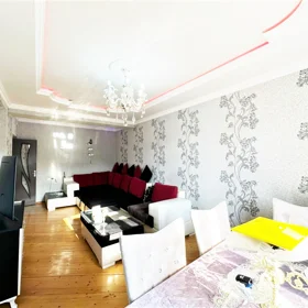 In Baku 76.0 m² apartment is for sale - Image 6