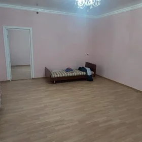 In Baku 60.0 m² house with 2.0 rooms is for rent - Image 2