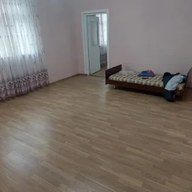 In Baku 60.0 m² house with 2.0 rooms is for rent - Image 3
