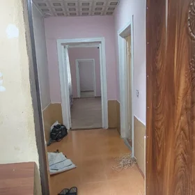 In Baku 60.0 m² house with 2.0 rooms is for rent - Image 6