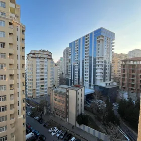 In Baku 172.0 m² apartment is for sale - Image 10