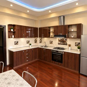 In Baku 90.0 m² apartment is for rent - Image 3