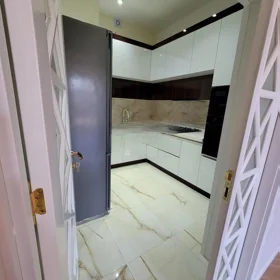 In Baku 70.0 m² apartment is for rent - Image 3