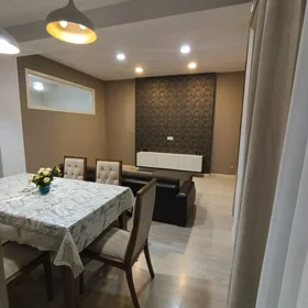 In Baku 100.0 m² apartment is for rent - Image 4