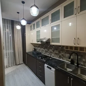 In Baku 100.0 m² apartment is for rent - Image 8