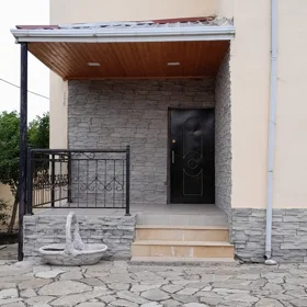 In Khizi 204.0 m² house with 8.0 rooms is for sale - Image 6