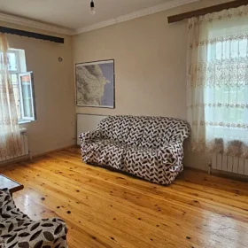 In Baku 100.0 m² house with 4.0 rooms is for rent - Image 4