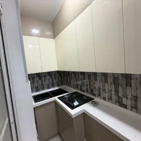 In Binəqədi rayonu 76.0 m² apartment is for sale - Image 8