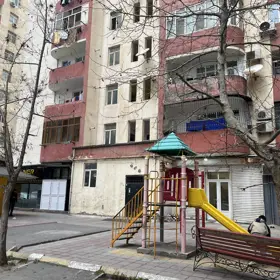 In Baku nan m² apartment is for sale - Image 3