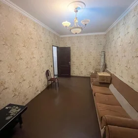 In Khirdalan 70.0 m² apartment is for sale - Image 3