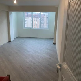 In Baku 65.0 m² apartment is for sale - Image 2