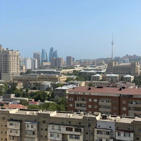In Baku 199.0 m² apartment is for sale - Image 9