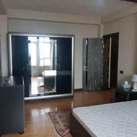 In Baku 85.0 m² apartment is for rent - Image 9