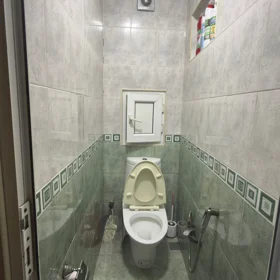 In Baku 90.0 m² apartment is for sale - Image 8