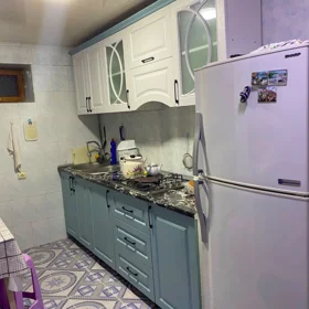 In Baku 135.0 m² apartment is for rent - Image 2