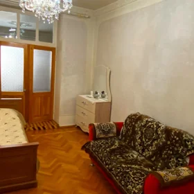 In Baku 135.0 m² apartment is for rent - Image 7