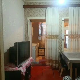 In Baku 41.0 m² house with 2.0 rooms is for rent - Image 7