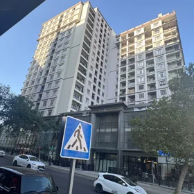 In Baku 143.0 m² apartment is for sale - Image 3