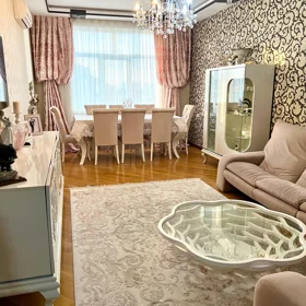 In Baku 118.0 m² apartment is for sale - Image 4