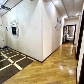 In Baku 118.0 m² apartment is for sale - Image 7