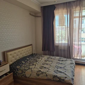 In Baku 80.0 m² apartment is for rent - Image 4