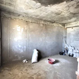 In Baku 75.0 m² apartment is for sale - Image 2