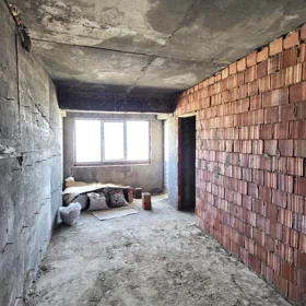 In Baku 75.0 m² apartment is for sale - Image 3