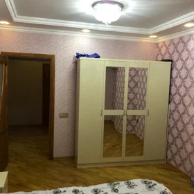 In Baku 110.0 m² apartment is for rent - Image 6