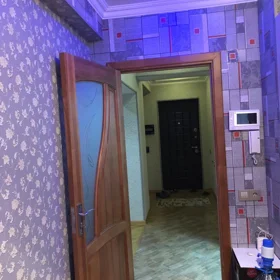 In Baku 110.0 m² apartment is for rent - Image 10