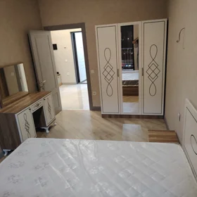 In Baku 60.0 m² apartment is for rent - Image 9