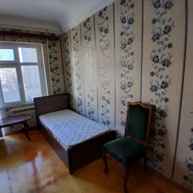 In Baku 95.0 m² apartment is for sale - Image 9