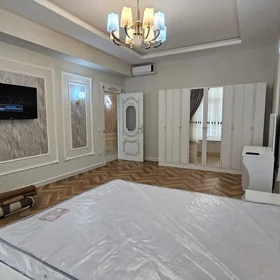 In Baku 146.0 m² apartment is for sale - Image 6
