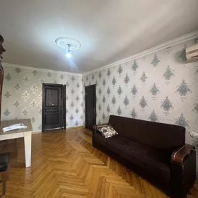 In Baku 70.0 m² apartment is for sale - Image 5
