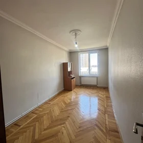 In Baku 70.0 m² apartment is for sale - Image 7