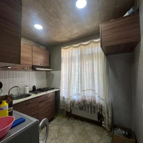 In Baku 70.0 m² apartment is for sale - Image 9